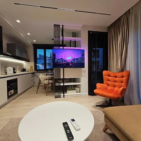 Center Easy_luxury 公寓 地拉那